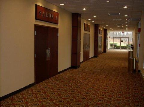 La Quinta Inn & Suites Pittsburgh North McCandless Township Екстер'єр фото
